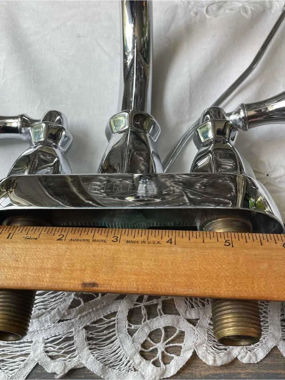 Peerless bathroom sink Faucet silver